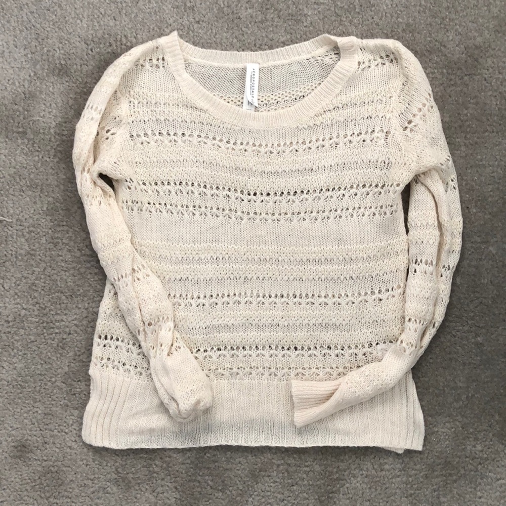 Aeropostale thin sweater
